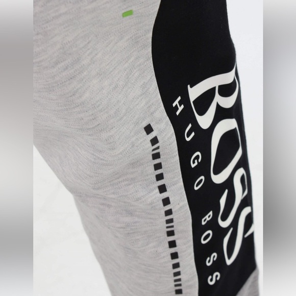 HUGO BOSS track pants | Men Small | gray/black | Like New - Picture 4 of 7
